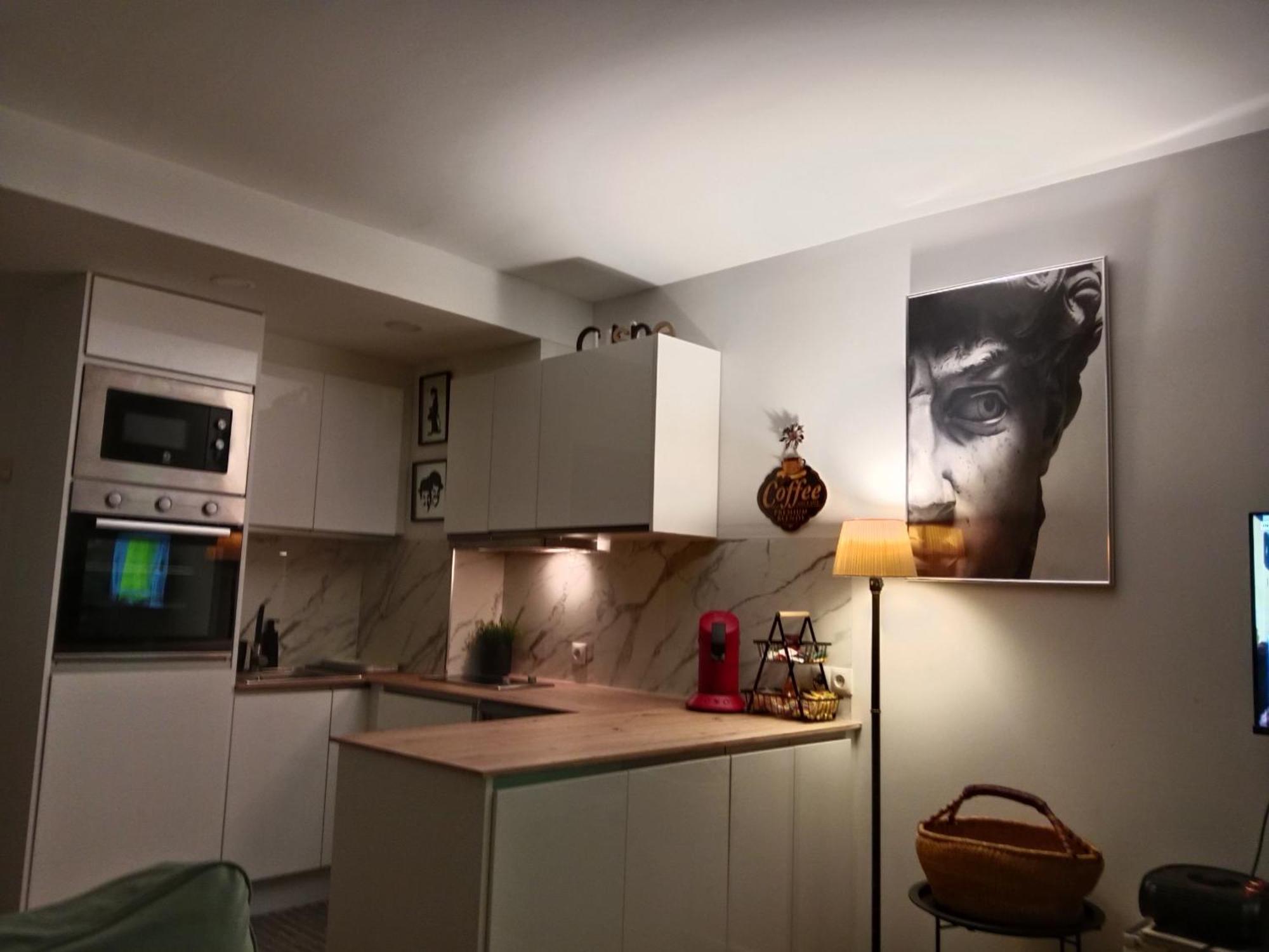 Suite Lay Zaragoza Eksteriør bilde
